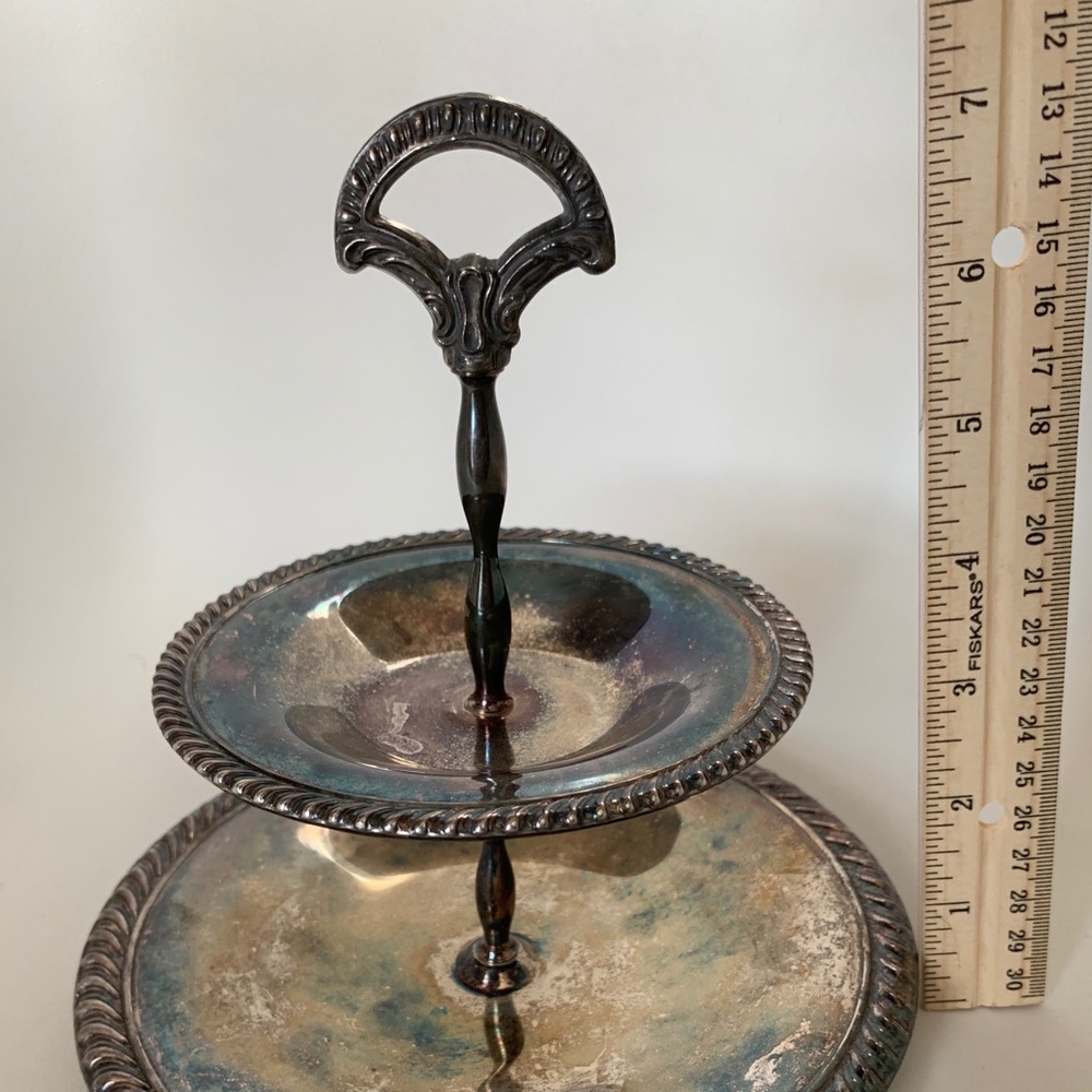 WM ROGERS two tier tray - Picture 7 of 11